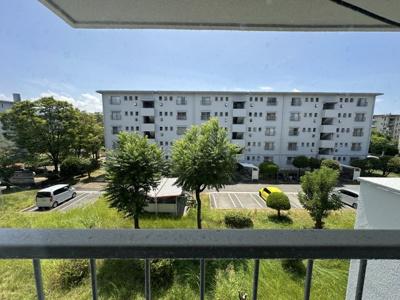 【バルコニー】 | 浅香山住宅１４号棟 | ３階部分からの見晴らしはいいいでよ！