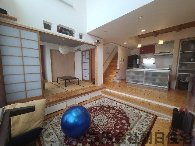 【居間・リビング】 | 東出雲町揖屋中古戸建