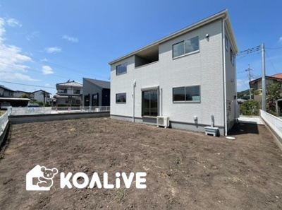 【外観】 | 甘楽町白倉　新築住宅 | 完成済み！いつでも新生活を始めることができます。
開放感あるLDK！
陽当り、風通しも良い暖かな住まいです。
KOALIVE （コアライブ）【0120-919-727】