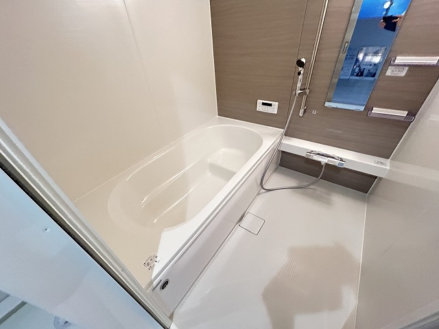 アベニール末広の浴室