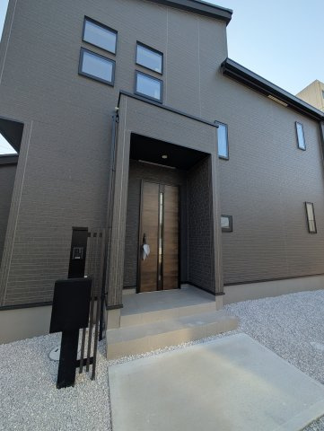 【玄関】 | グラファーレ前橋市南町4期ー①