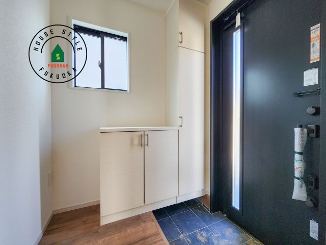 福岡市西区野方3丁目第5-2棟(2号棟)の防犯設備|二重ロックでしっかり防犯対策ができます。