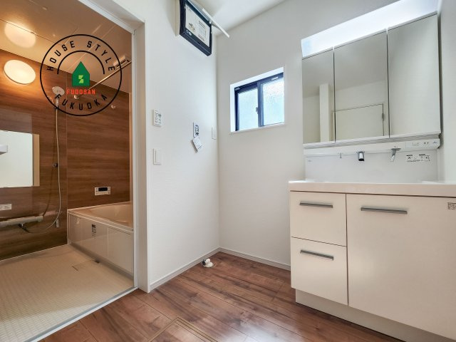 福岡市西区野方3丁目第5-2棟(2号棟)のランドリースペース|ランドリースペースとなります。広々して有効的にご使用できます。 