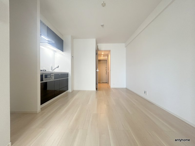 リアライズ今里南　仲介手数料無料の居間・リビング