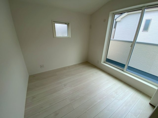 萩山台1丁目の洋室