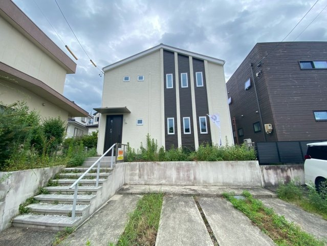 萩山台1丁目の外観