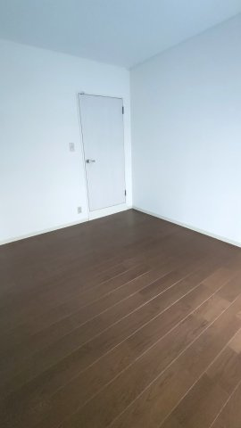 シャルム小阪壱番館の洋室