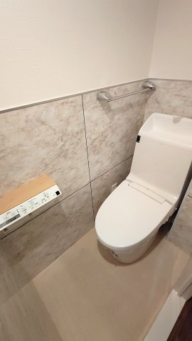 シャルム小阪壱番館のトイレ