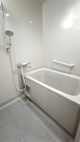 シャルム小阪壱番館の浴室