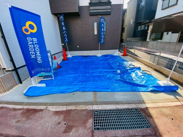 ブルーミングガーデン／東区京塚本町２期／１号棟の駐車場