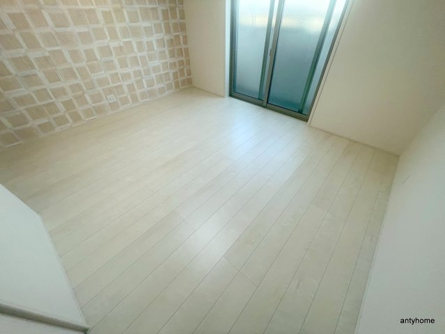 フジパレス三津屋Ⅴ番館　仲介手数料無料の洋室