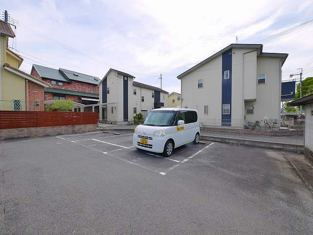 出合モータープールの駐車場