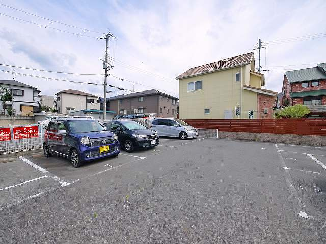 出合モータープールの駐車場