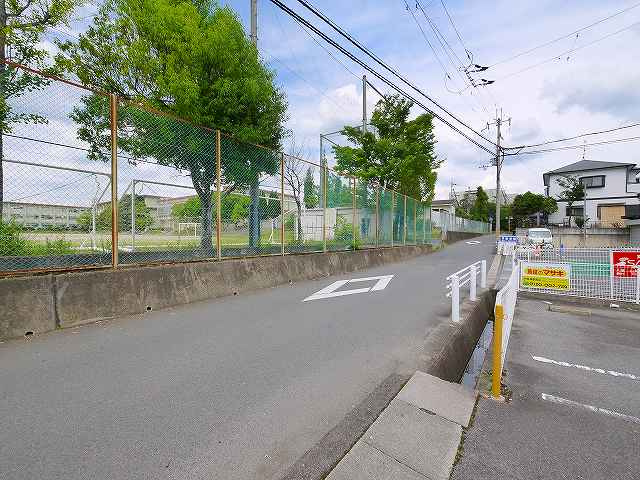 出合モータープールの周辺