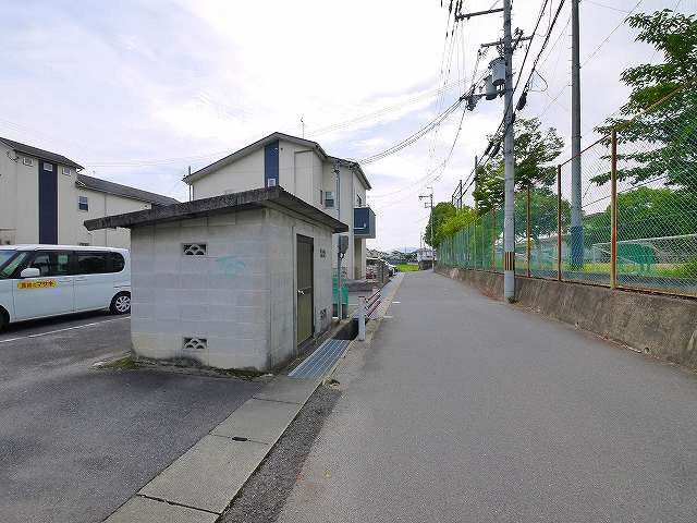 出合モータープールの周辺