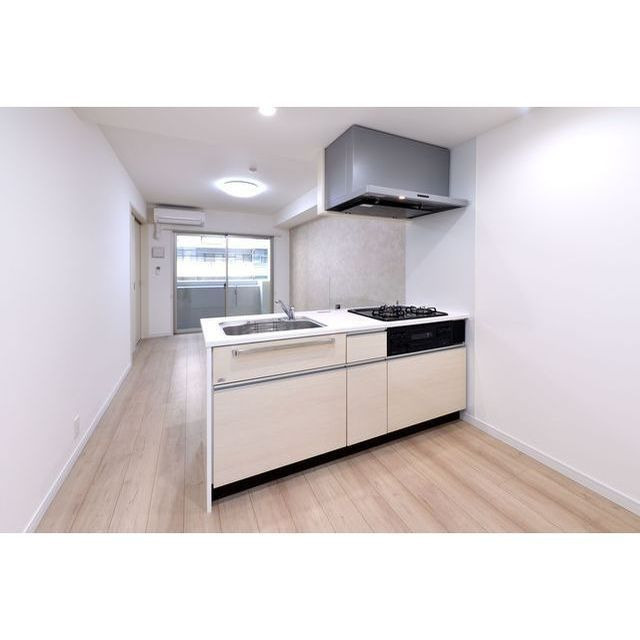 LIBTH薬院PREMIERの居間・リビング