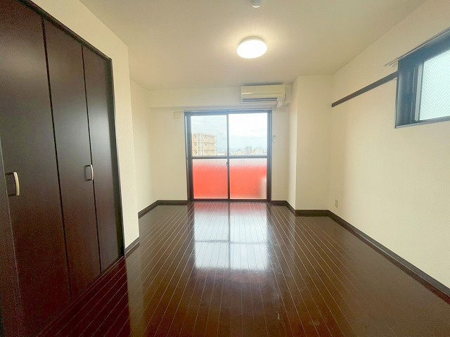 シャトーフェリーチェの居間・リビング