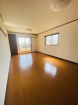 松福園五番館の居間・リビング|ゆったりとした居間です