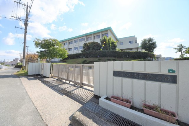 大野城市牛頸3丁目第1-2棟（2号棟）の周辺|平野小学校