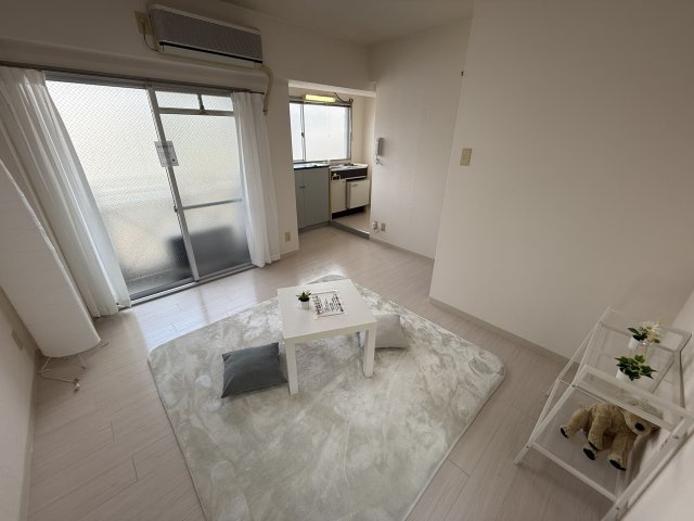 サンライズファーストの洋室