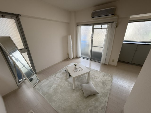 サンライズファーストの居間・リビング