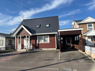 網走郡美幌町青葉2丁目戸建の駐車場