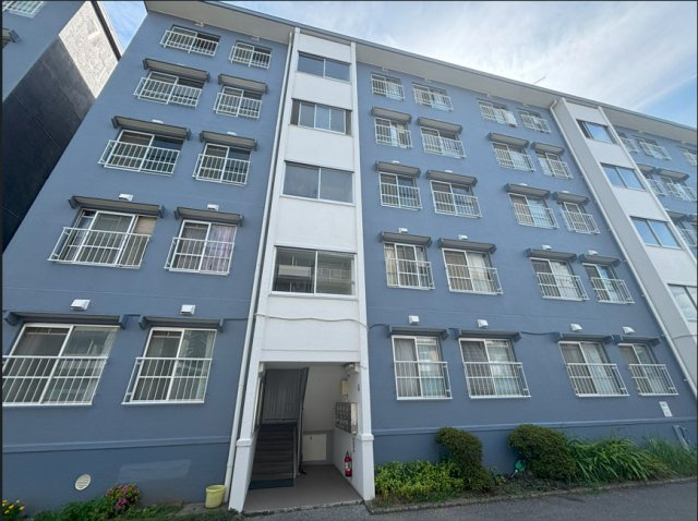 メゾン青葉台８号棟