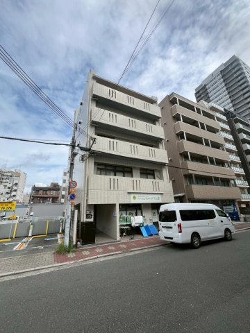 マンションいくしまの外観