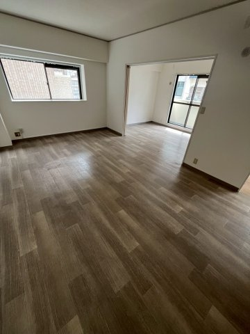 マンションいくしまの居間・リビング