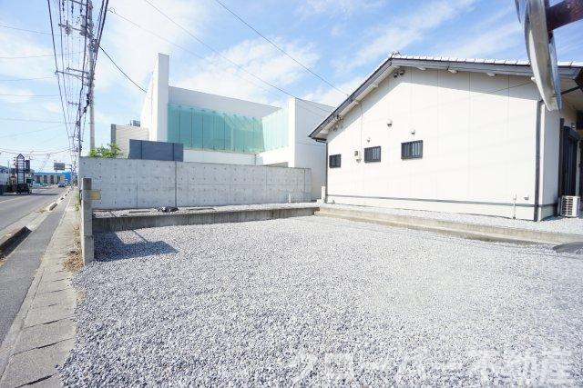 土器町西戸建ての駐車場