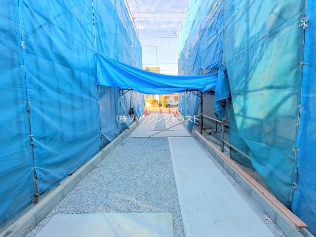 仲介手数料無料　GRAFARE 所沢市中富南４期　全８棟　の前面道路含む現地写真