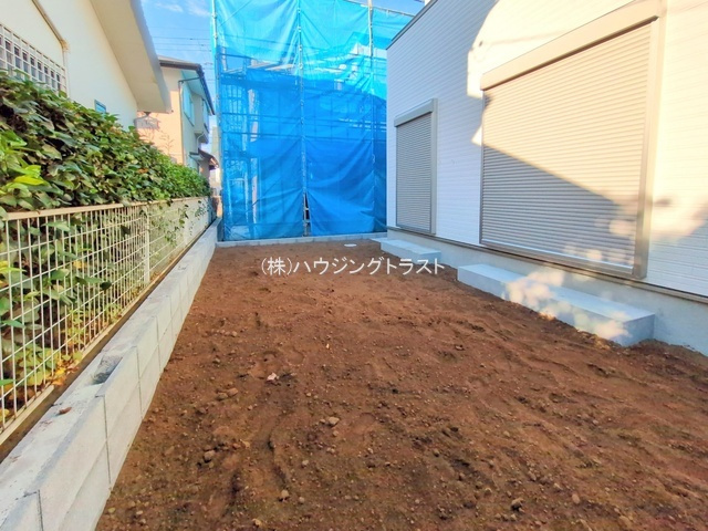 仲介手数料無料　GRAFARE 所沢市中富南４期　全８棟　の庭