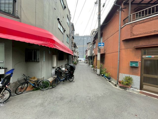 ガレン弁天の周辺