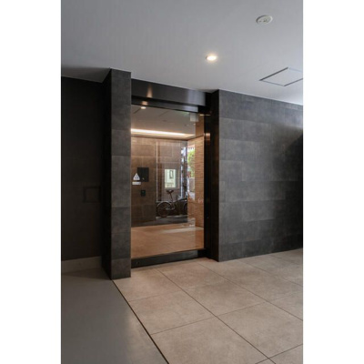 【エントランス】 | グランカーサ日本橋馬喰町