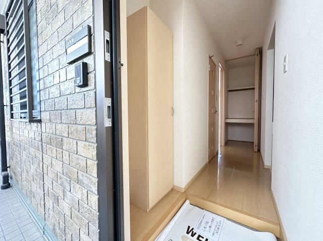 リヴェール北御座 C棟の玄関