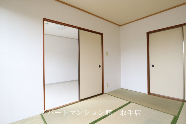 セジュール石田Ⅱの和室