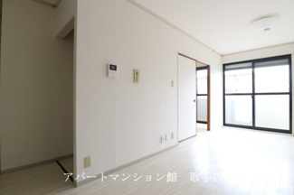 【居間・リビング】 | セジュール石田Ⅱ