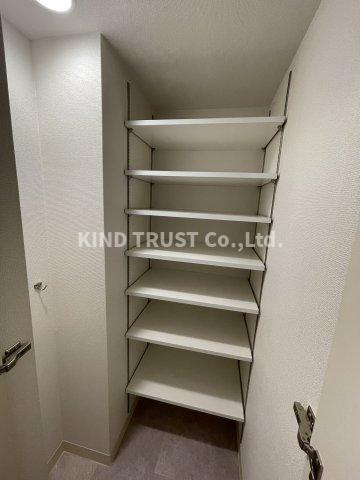 エステムコート梅田・天神橋Ⅳステーションフロントの収納|専用の収納スペースです