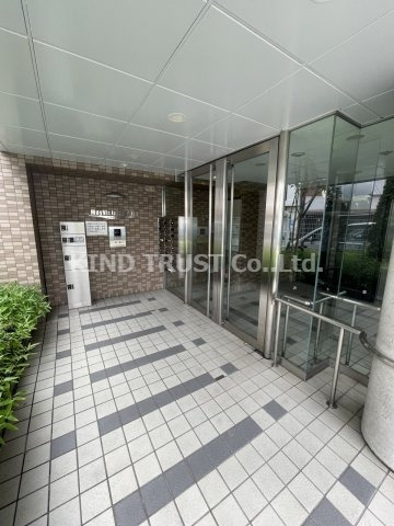 メイビスタ大淀のエントランス|ゆとりのあるエントランスです