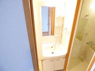 【洗面所】 | グランフォーレ桜坂ステーションプラザ | 別号室の写真になります。現況優先。
