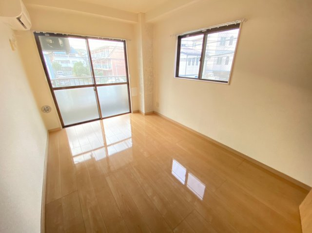 カーサ５１の居間・リビング