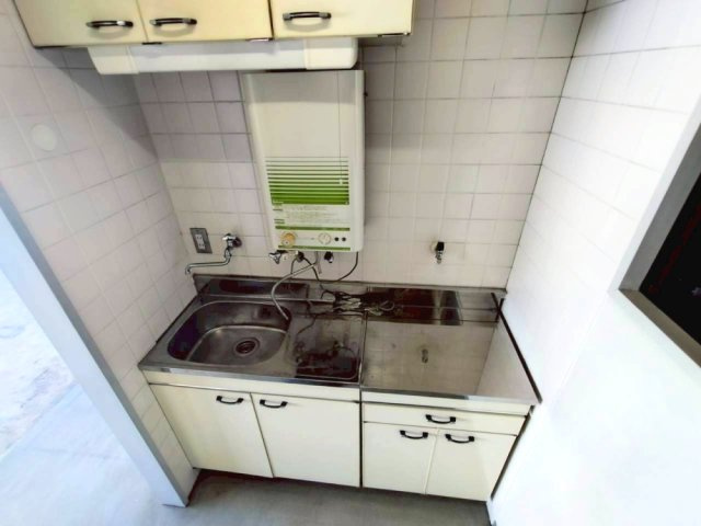 天野ビルのキッチン