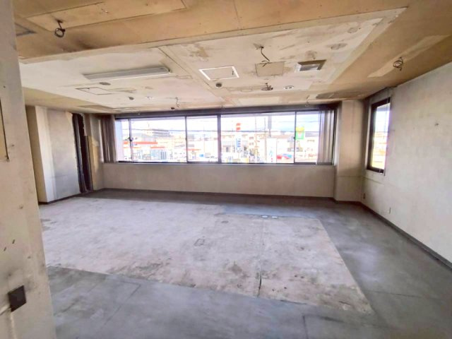 天野ビルの内装