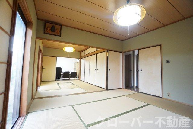 坂出市旭町戸建ての寝室