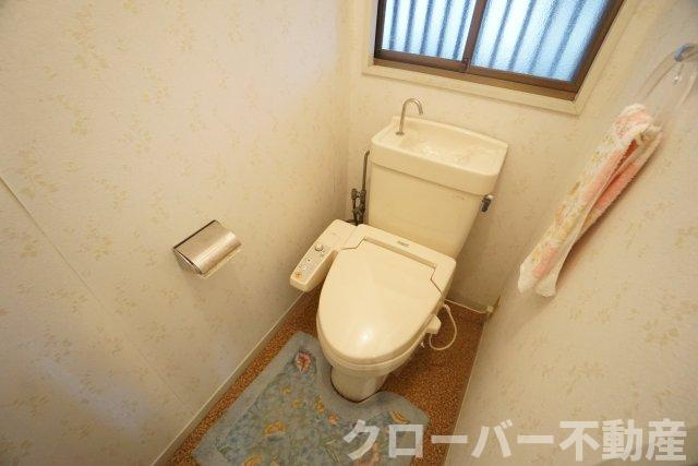 坂出市旭町戸建てのトイレ