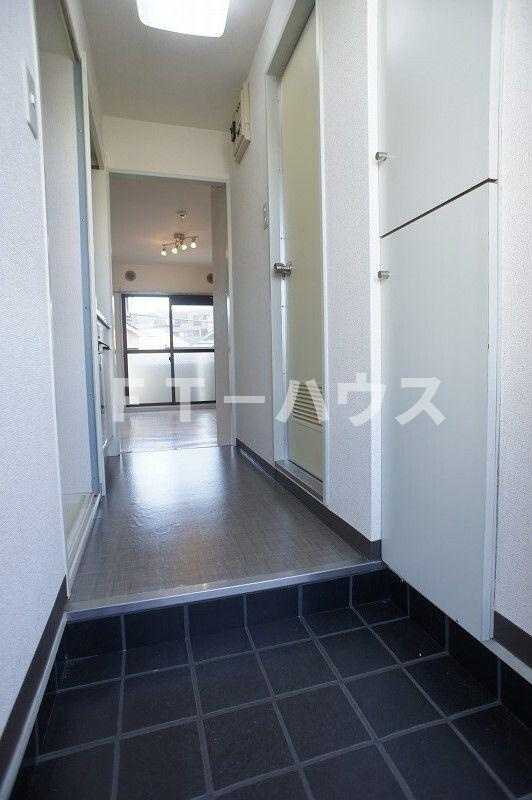 ジョイフル津田沼Ⅲの玄関