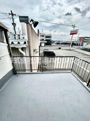門真市大池町テラスハウスのバルコニー