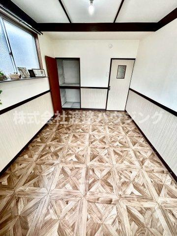 門真市大池町テラスハウスの洋室