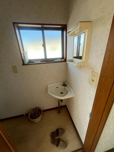 宇都宮市鶴田町　4DK　中古住宅のその他|２Ｆ　　トイレ