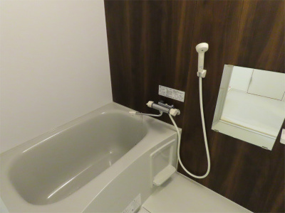 リブリ・小岩の浴室